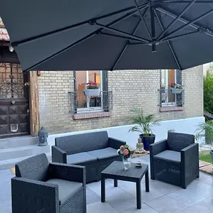 Avec Maxi Jacuzzi Aux Portes De Paris , Arcueil France